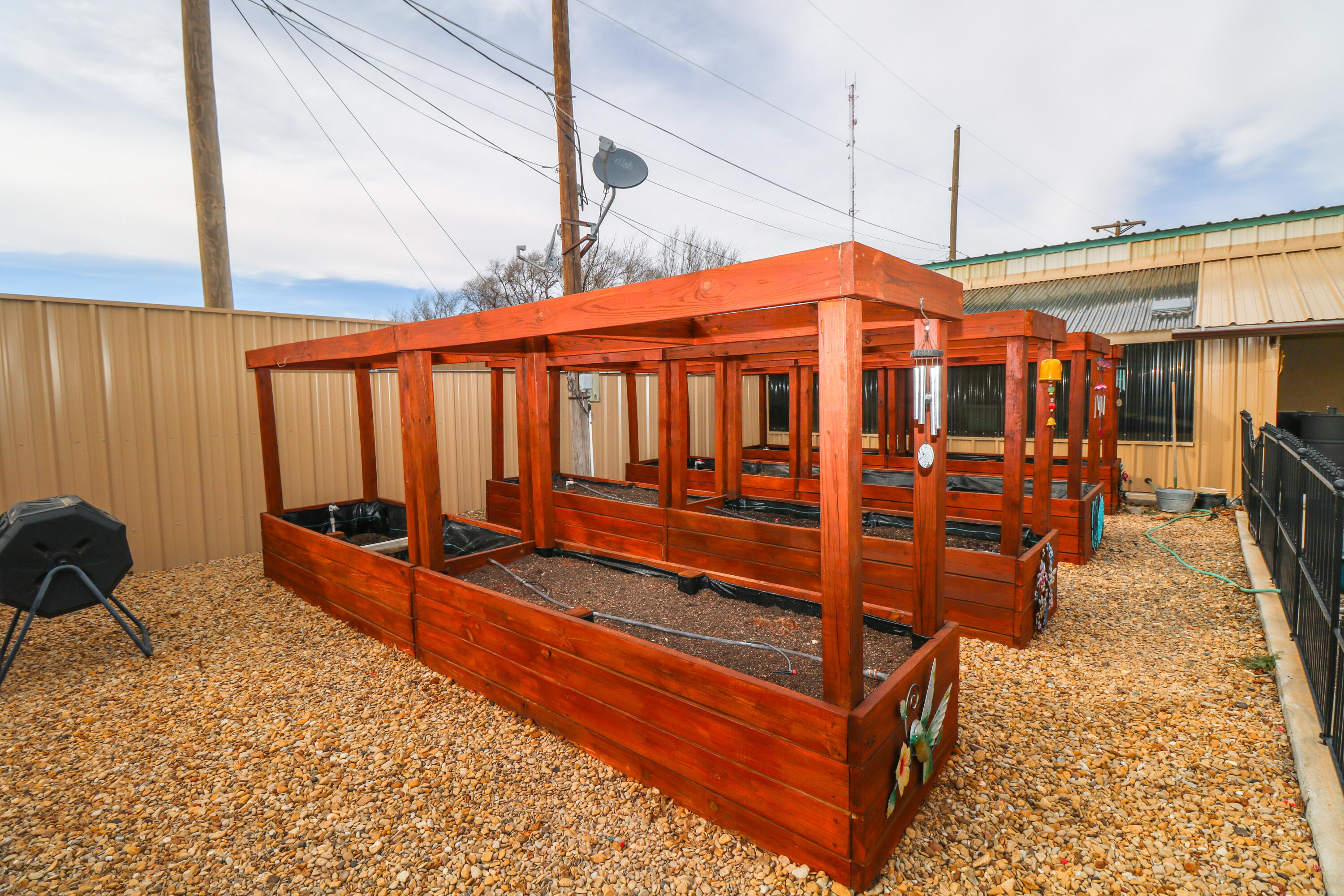 2801 Phelps Avenue Littlefield, TX 79339 - Photo 33 of 38 a very nice looking room with windows