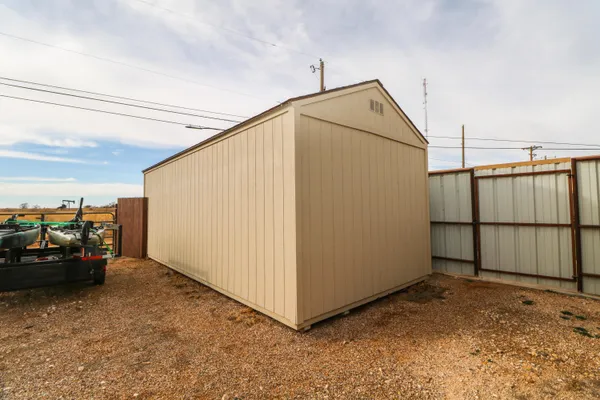 $445,500 | 2801 Phelps Avenue, Littlefield, TX 79339