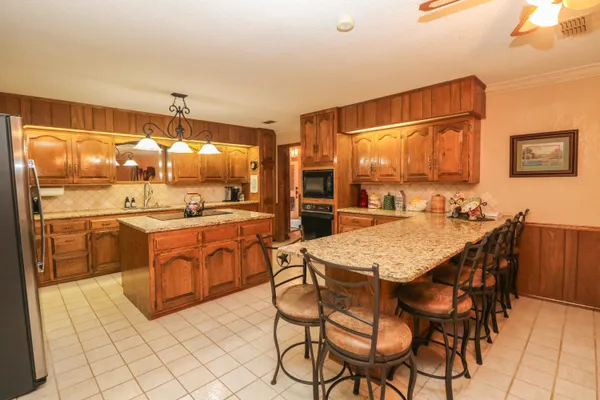 $445,500 | 2801 Phelps Avenue, Littlefield, TX 79339