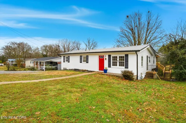 $274,900 | 425 Cumberland Avenue, Athens, TN 37303