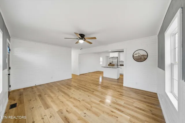 $274,900 | 425 Cumberland Avenue, Athens, TN 37303