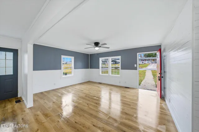 $274,900 | 425 Cumberland Avenue, Athens, TN 37303