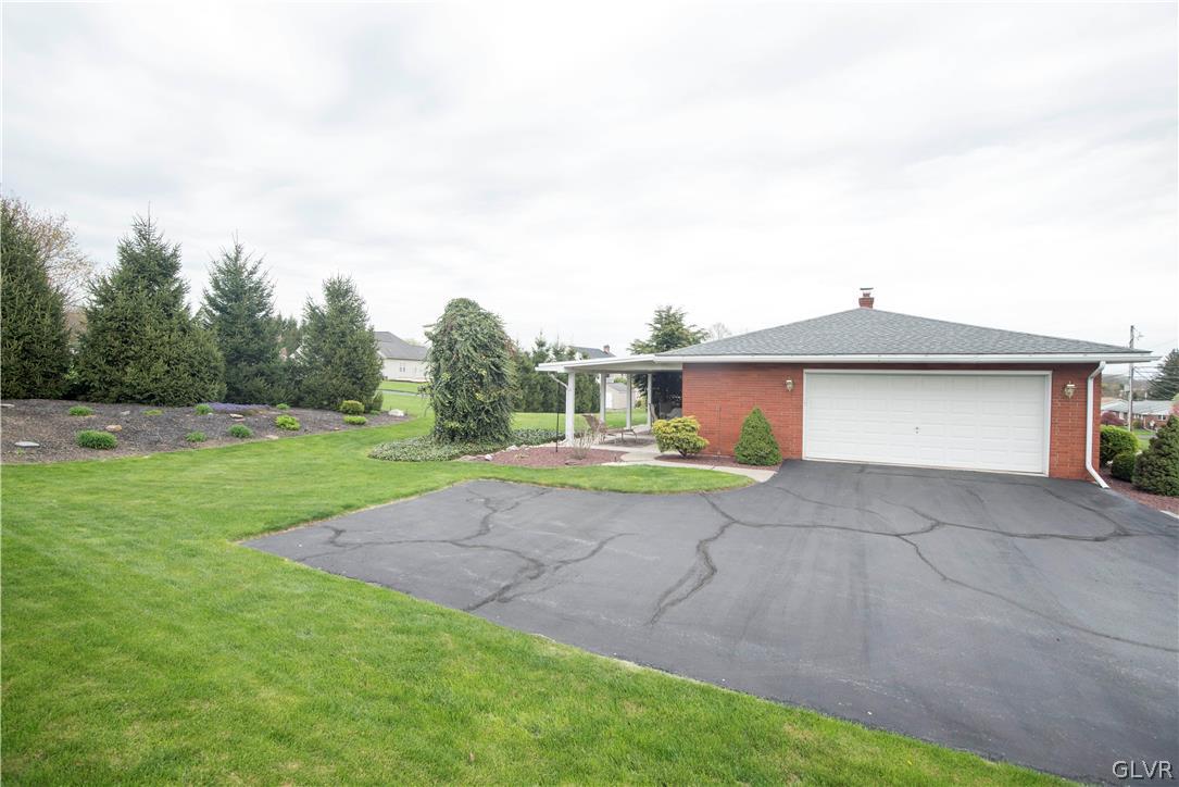 2115 Old Post Road Coplay, PA 18037 - Photo 12 of 44