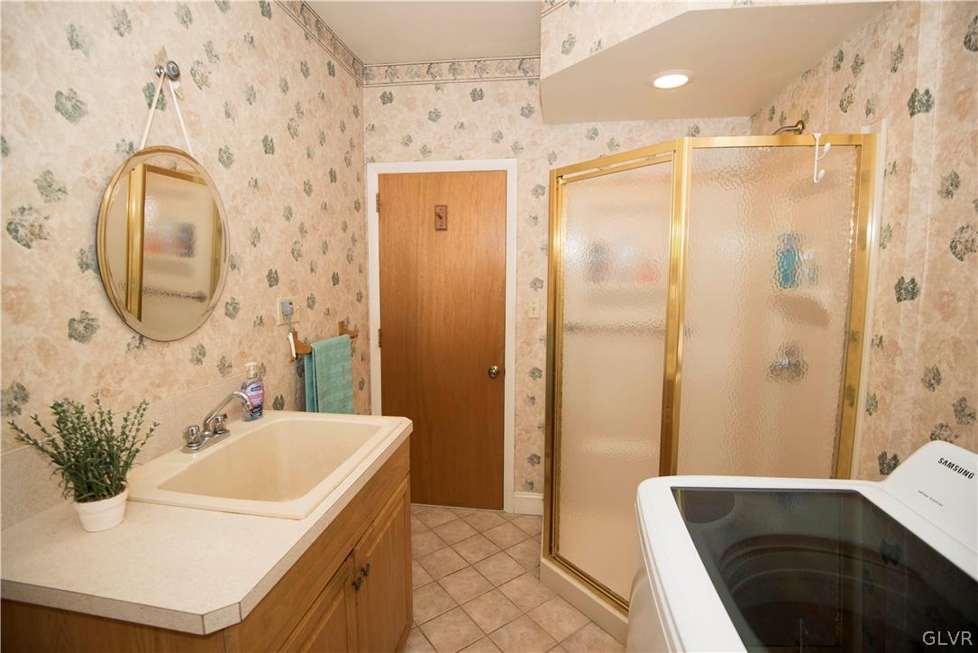 2115 Old Post Road Coplay, PA 18037 - Photo 34 of 44