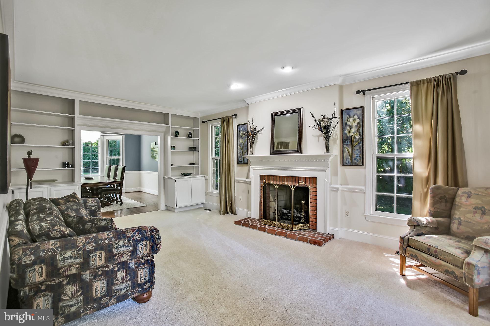 2705 Falling Timber Trail Edgewater, MD 21037 - Photo 3 of 40 Living Room w Gas F/P