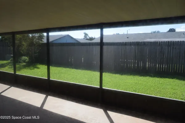 $2,025 | 1941 Talloak Road, Melbourne, FL 32935