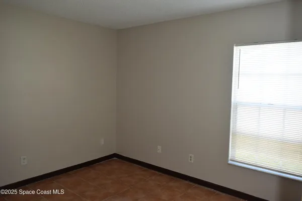 $2,025 | 1941 Talloak Road, Melbourne, FL 32935