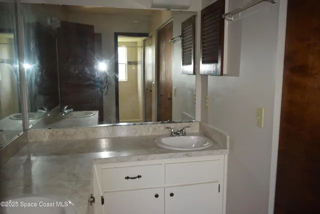 $2,050 | 1941 Talloak Road, Melbourne, FL 32935