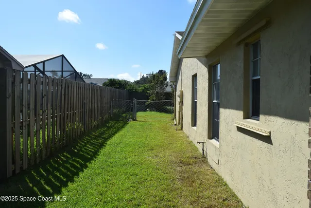 $2,050 | 1941 Talloak Road, Melbourne, FL 32935