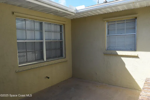 $2,050 | 1941 Talloak Road, Melbourne, FL 32935