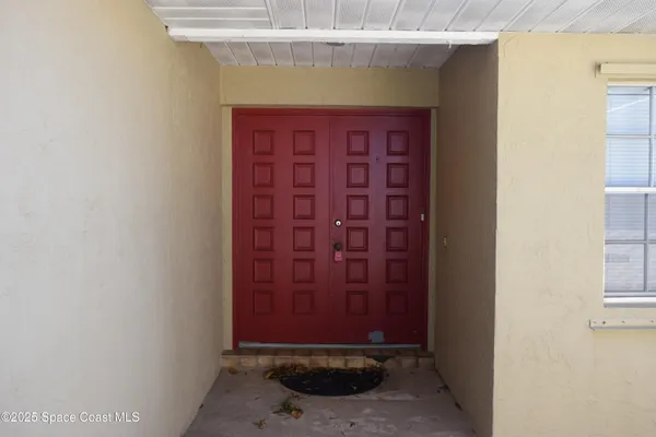 $2,025 | 1941 Talloak Road, Melbourne, FL 32935