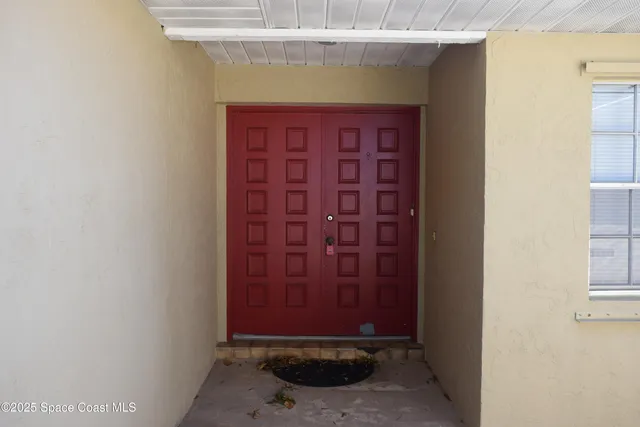 $2,050 | 1941 Talloak Road, Melbourne, FL 32935