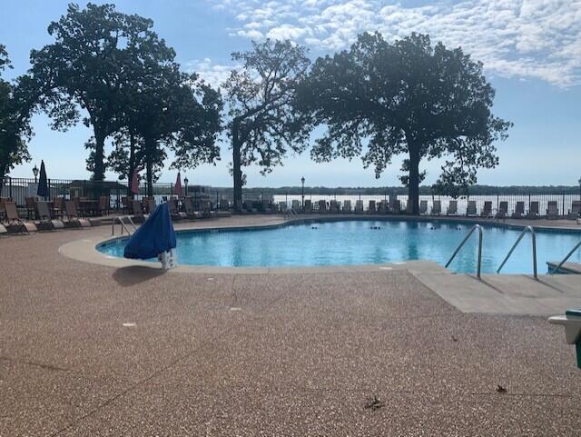 2400 Geneva Street, Unit 1008 Delavan, WI 53115 - Photo 22 of 30 Pool