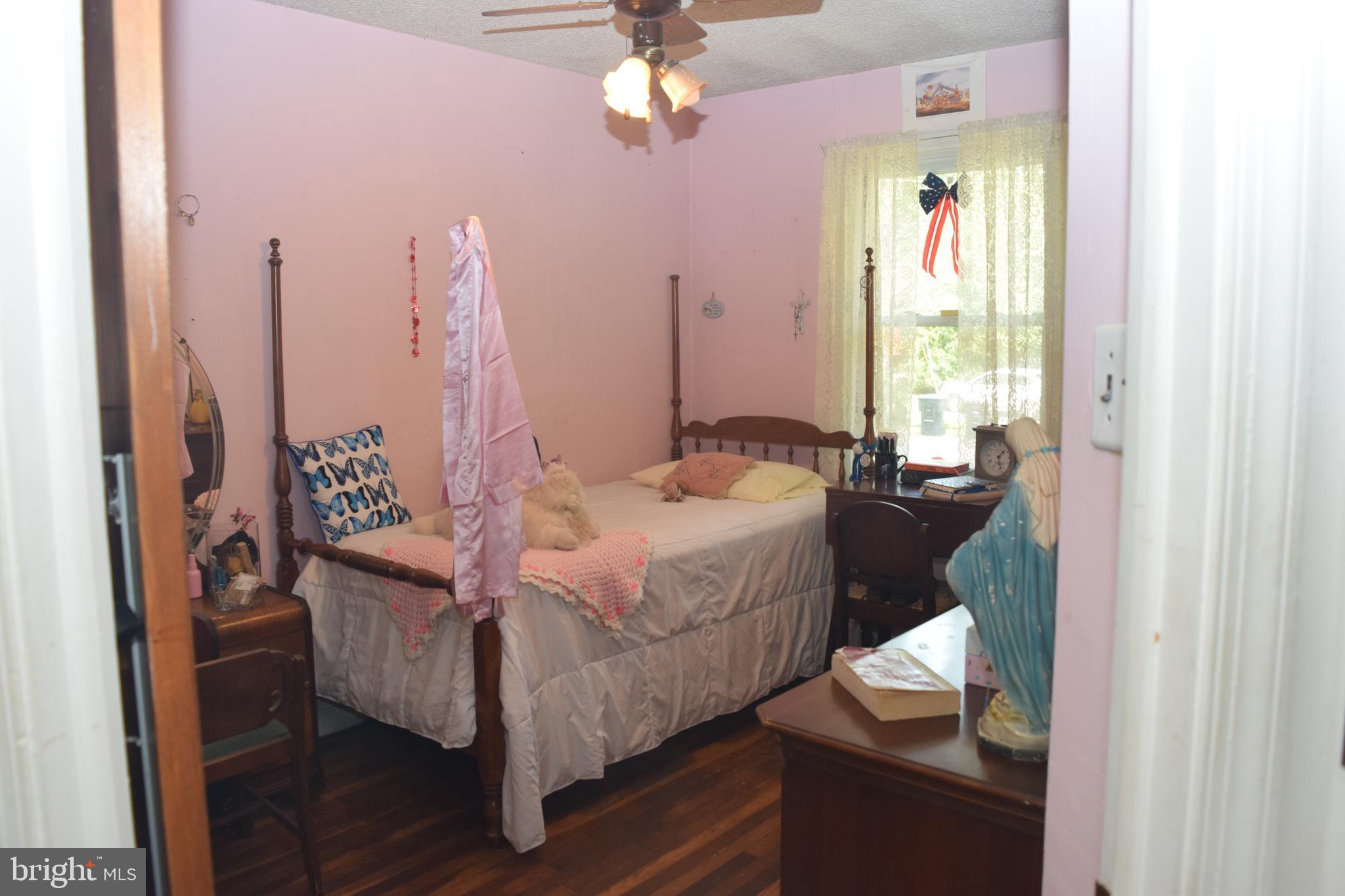 112 Silver Birch Road Williamstown, NJ 08094 - Photo 16 of 36 Bedroom