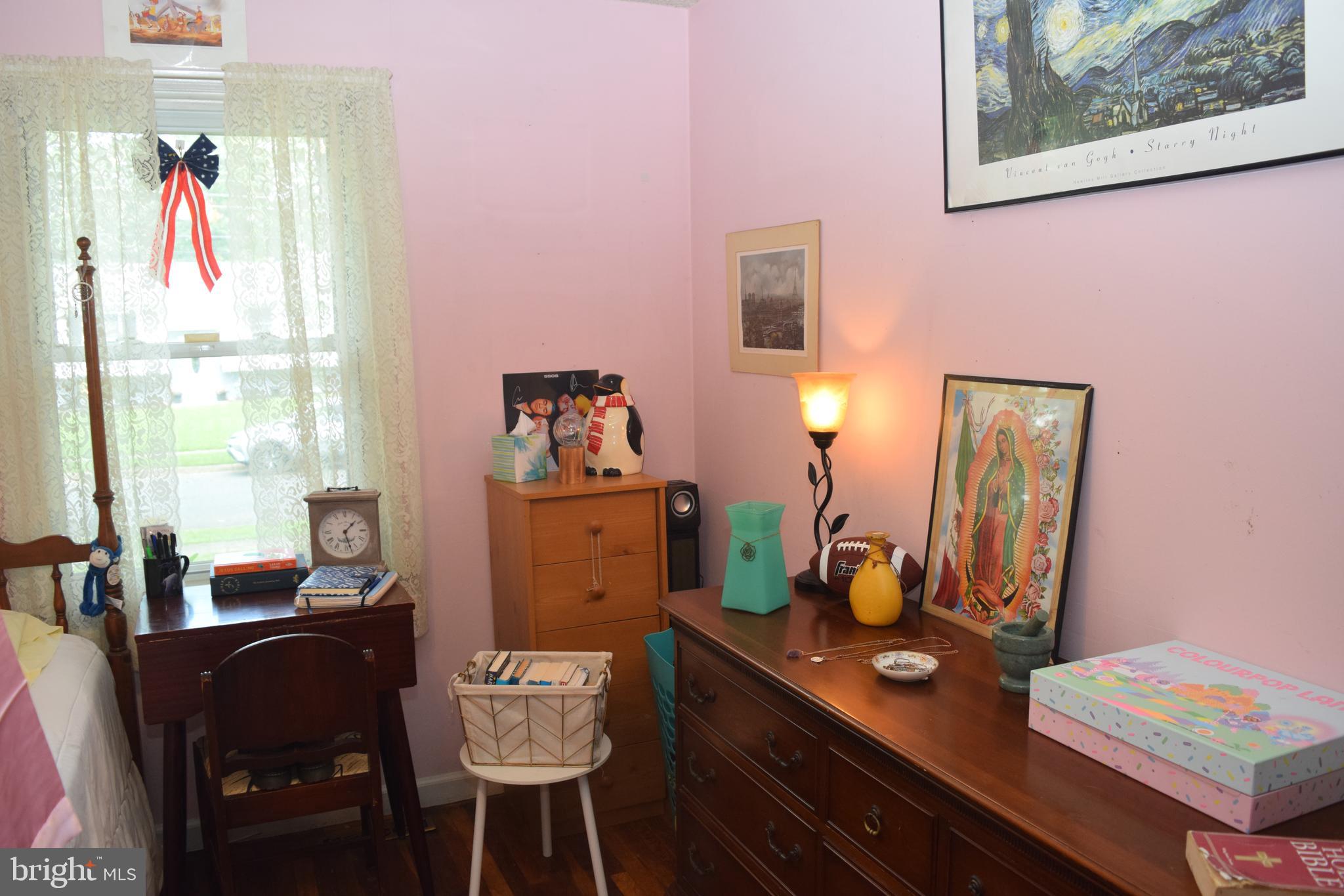 112 Silver Birch Road Williamstown, NJ 08094 - Photo 18 of 36 Bedroom