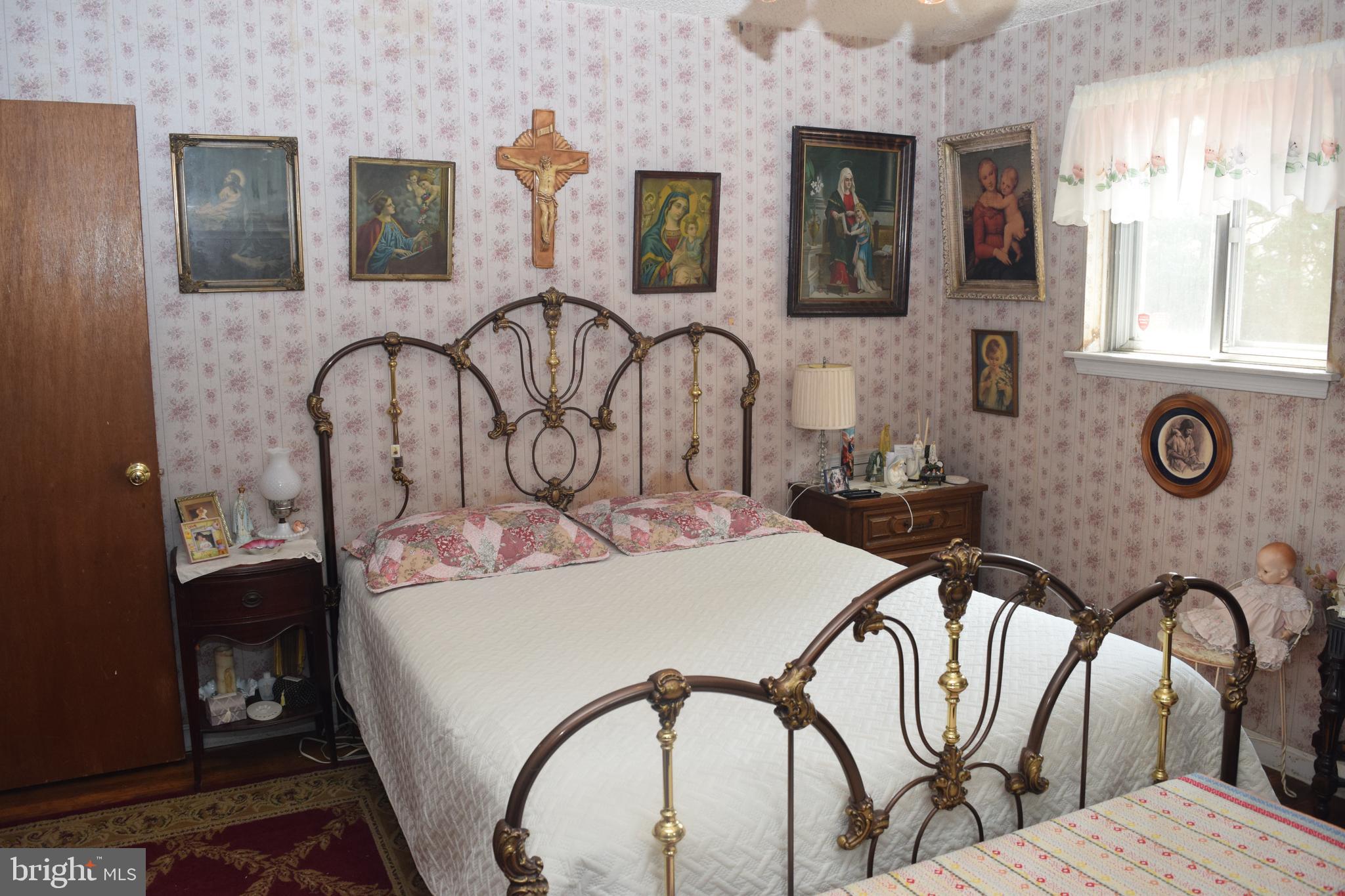 112 Silver Birch Road Williamstown, NJ 08094 - Photo 20 of 36 Master Bedroom