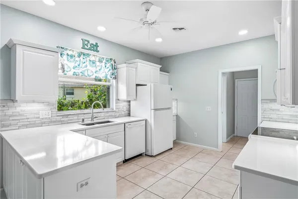 $376,000 | 5410 25th Place, Vero Beach, FL 32966