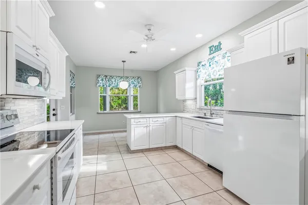 $376,000 | 5410 25th Place, Vero Beach, FL 32966