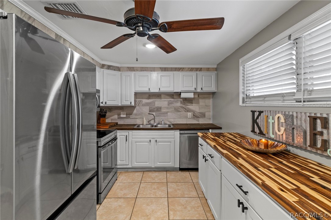 97 Risher Avenue Inglis, FL 34449 - Photo 11 of 37