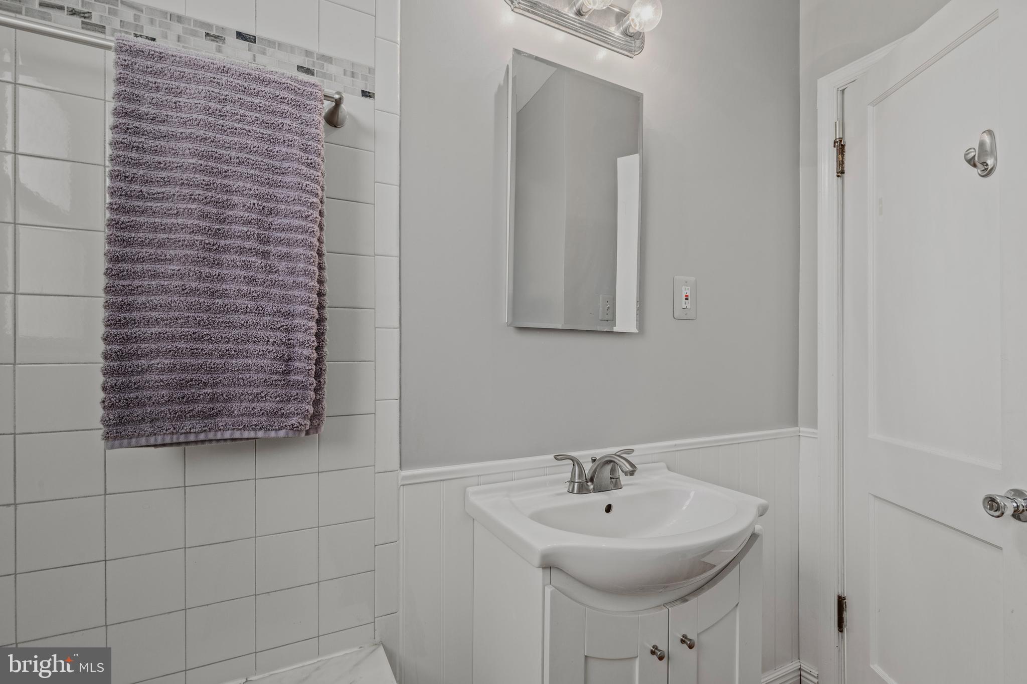 502 Deale Road Deale, MD 20751 - Photo 16 of 49 Bathroom