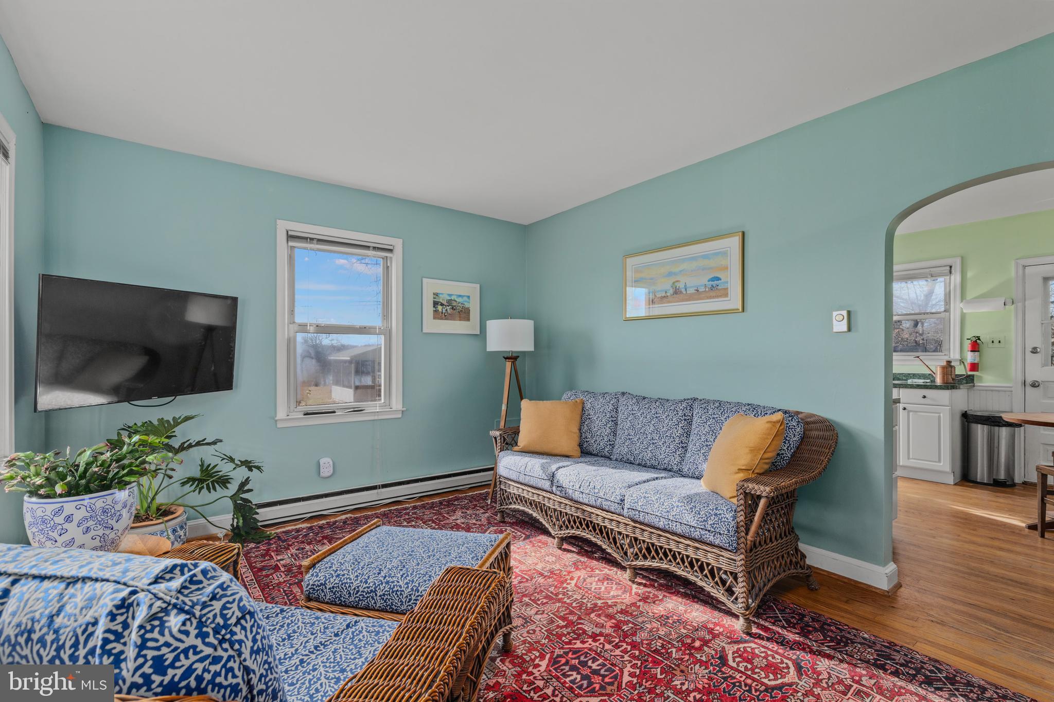 502 Deale Road Deale, MD 20751 - Photo 5 of 49 Living room