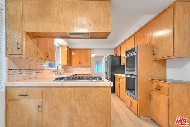 $5,500 | 4509 Don Miguel Drive, Los Angeles, CA 90008