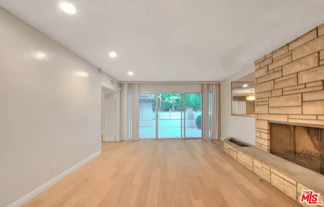 $5,500 | 4509 Don Miguel Drive, Los Angeles, CA 90008