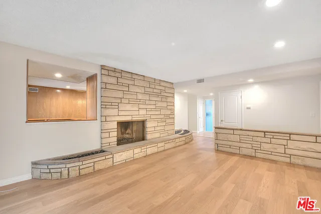 $5,500 | 4509 Don Miguel Drive, Los Angeles, CA 90008