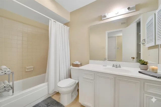 $94,500 | 11550 Chimney Rock Road, Unit 324, Houston, TX 77035