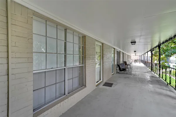$94,500 | 11550 Chimney Rock Road, Unit 324, Houston, TX 77035