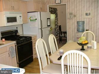 490 Hillendale Road Media, PA 19063 - Photo 2 of 12 Kitchen