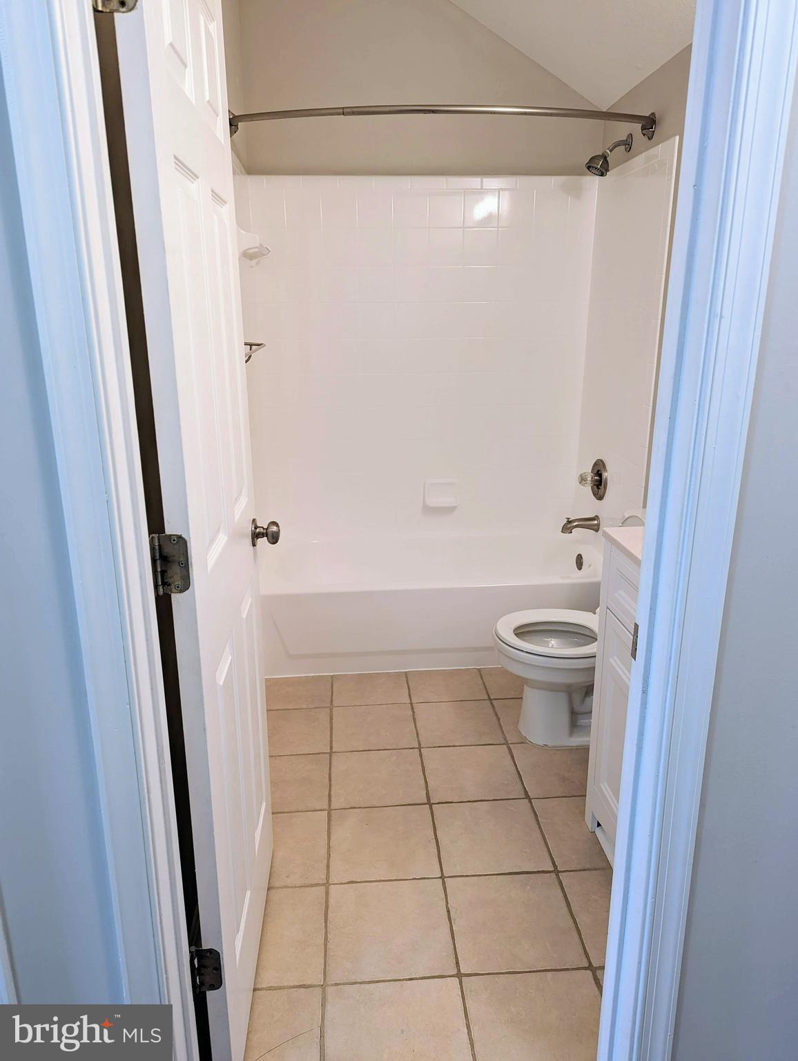 21765 Ascot Court Ashburn, VA 20147 - Photo 20 of 32 a bathroom with a sink a toilet and a shower