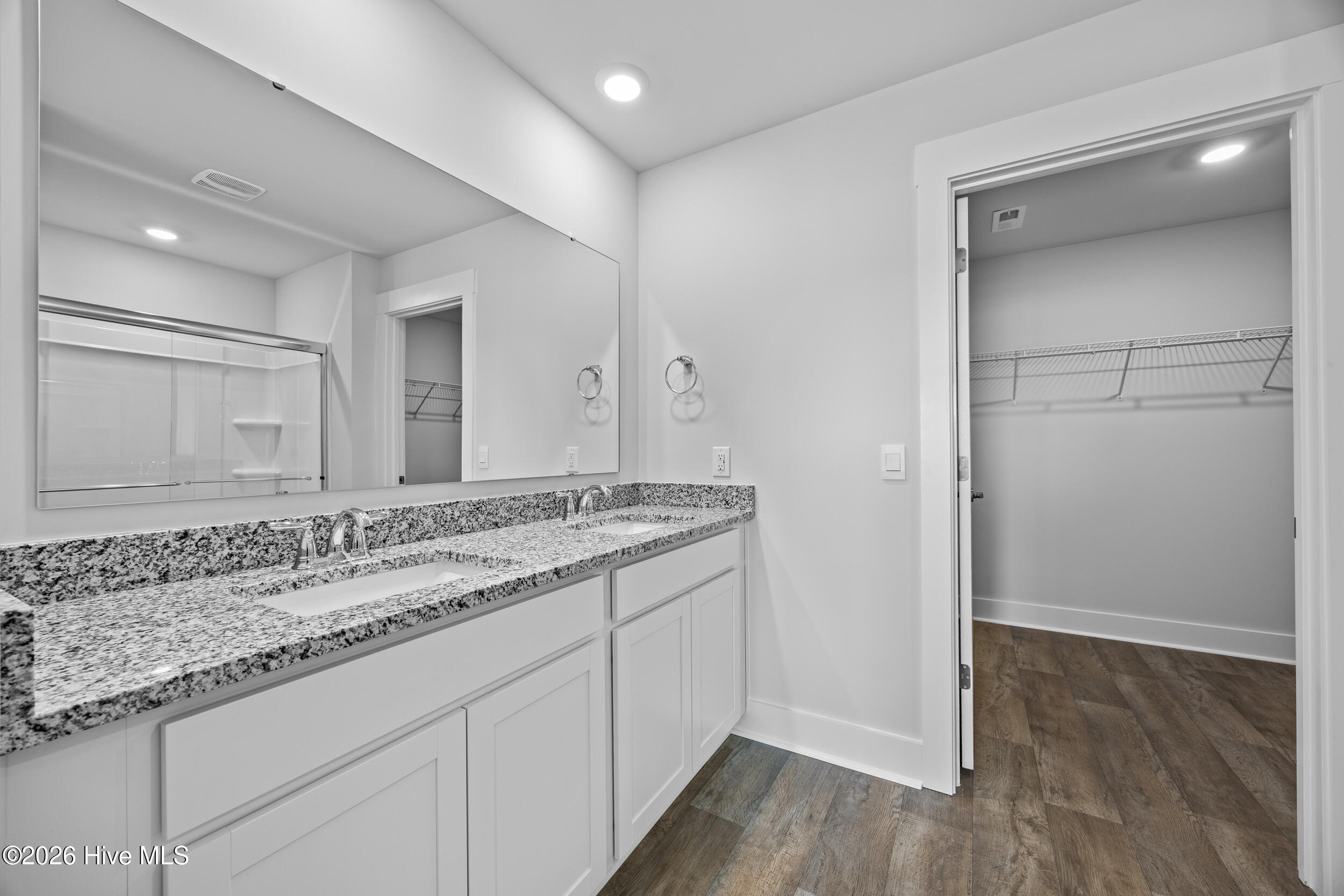 6358 Rye Grass Road Castle Hayne, NC 28429 - Photo 20 of 44 21_bathroom