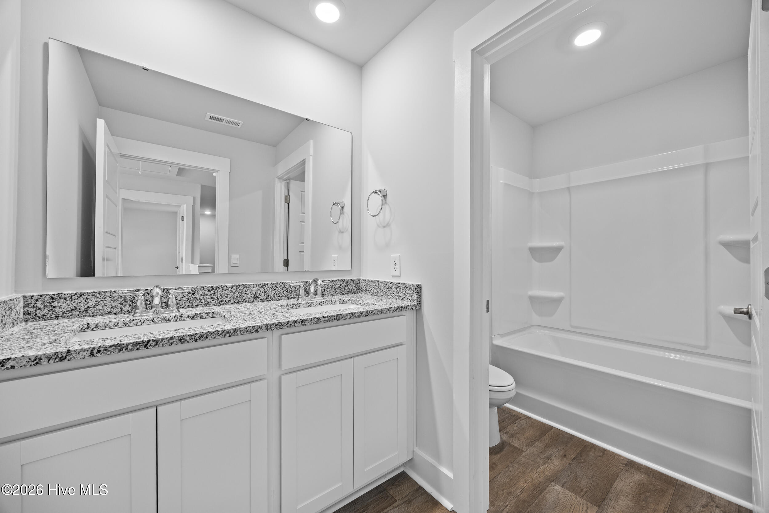 6358 Rye Grass Road Castle Hayne, NC 28429 - Photo 28 of 44 29_bathroom