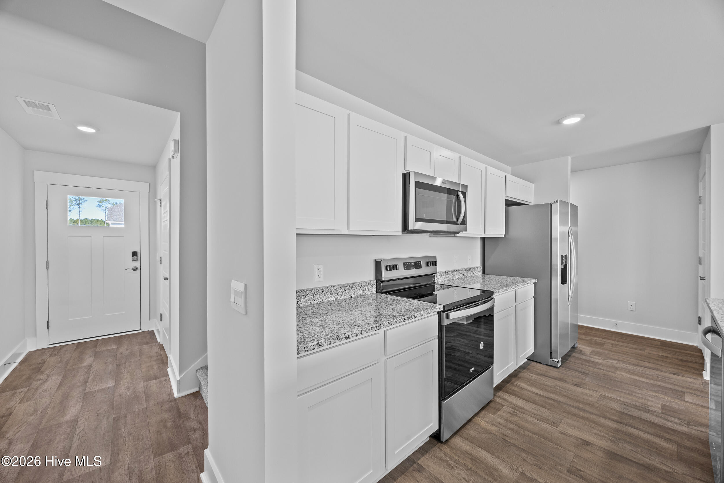 6358 Rye Grass Road Castle Hayne, NC 28429 - Photo 10 of 44 11_hallway