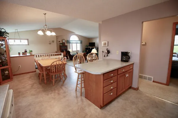 $299,900 | 301 15th Street North, Breckenridge, MN 56520