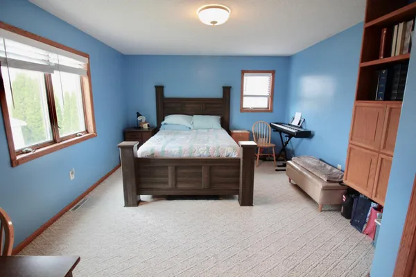 $299,900 | 301 15th Street North, Breckenridge, MN 56520