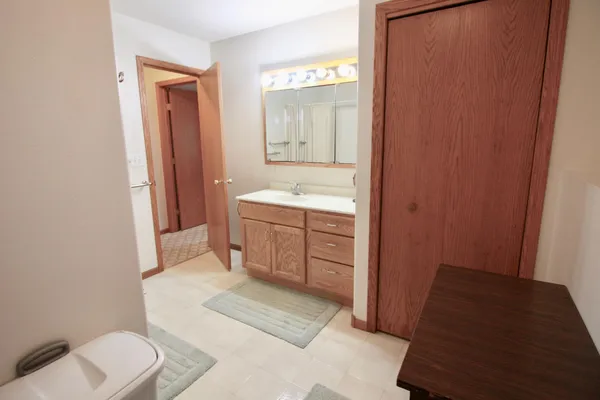$299,900 | 301 15th Street North, Breckenridge, MN 56520