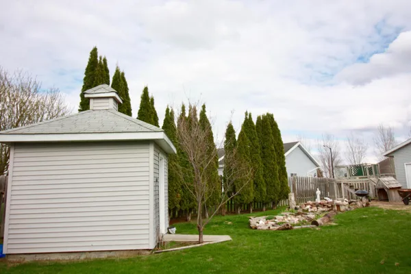 $299,900 | 301 15th Street North, Breckenridge, MN 56520