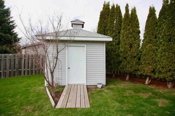 $299,900 | 301 15th Street North, Breckenridge, MN 56520