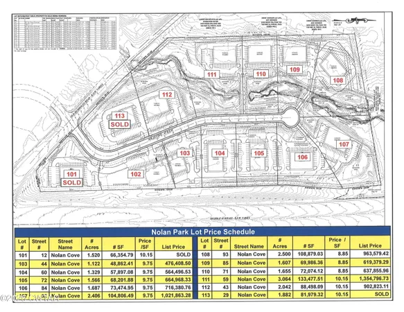 a black and white photo of a living room