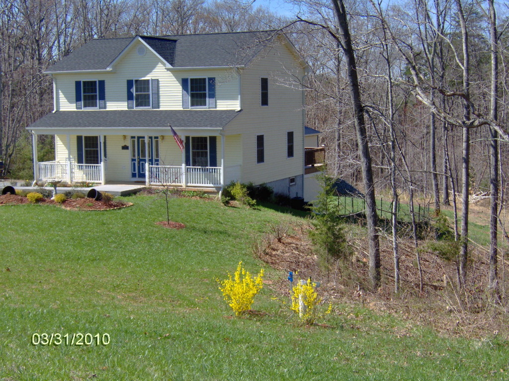 60 Summerfield Road Hardy, VA 24101 - Photo 3 of 18 Home