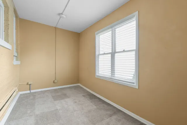$1,500 | 8235 South Indiana Avenue, Unit 1, Chicago, IL 60619