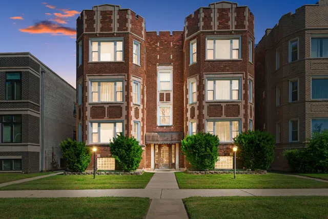 $1,500 | 8235 South Indiana Avenue, Unit 1, Chicago, IL 60619