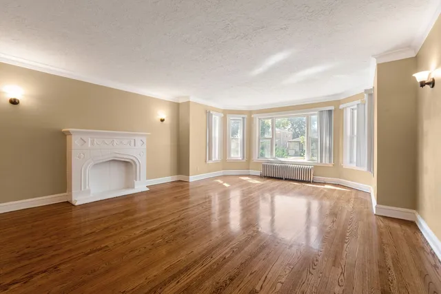 $1,500 | 8235 South Indiana Avenue, Unit 1, Chicago, IL 60619