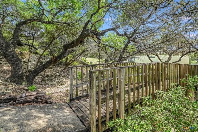 a view of a white building