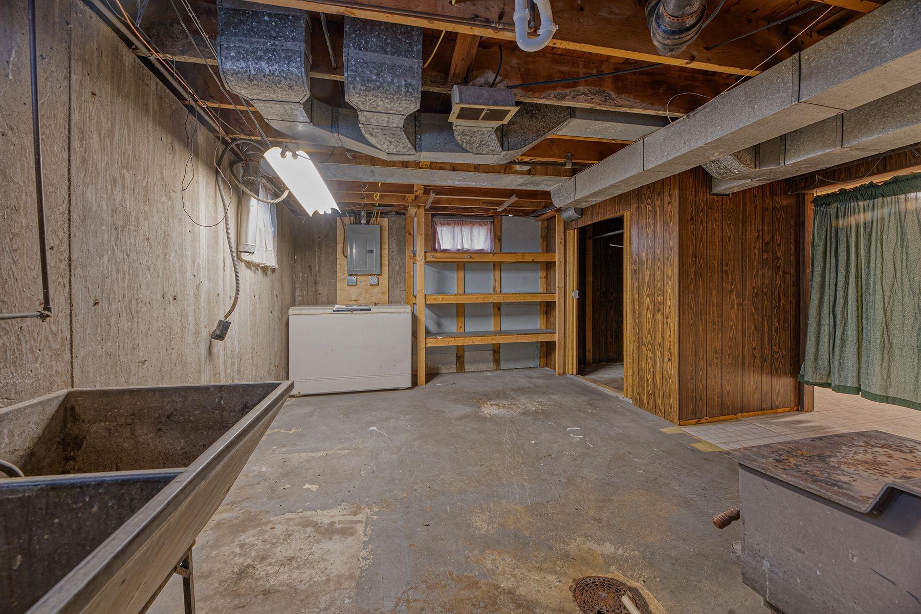 916 Margaret Street Rhinelander, WI 54501 - Photo 21 of 32 Gallery Image 21