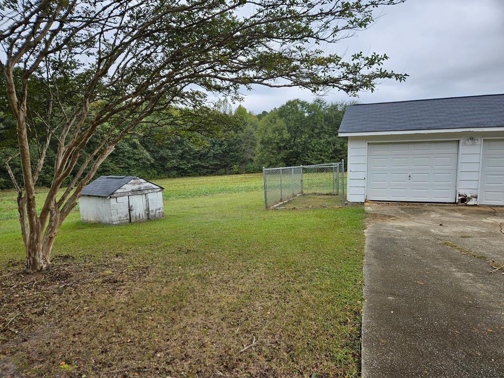 306 Grady Whitton Road Bremen, GA 30110 - Photo 20 of 48 a view of a backyard