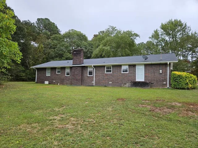 a view of a storage & utility room