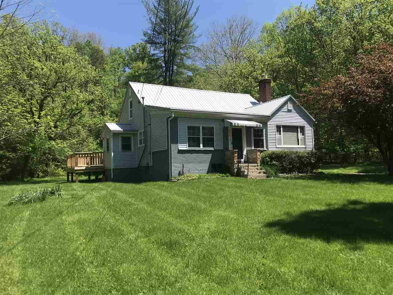 2174 Miller Road Huntington, WV 25701 - Photo 1 of 18 Gallery Image 1